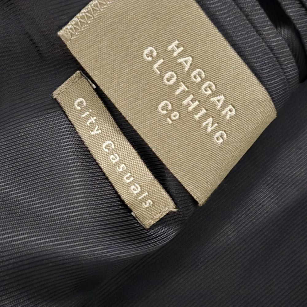Haggar black herringbone